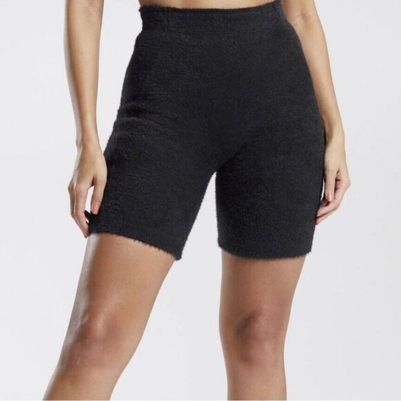 Gymshark Pants - GYMSHARK WHITNEY EYELASH KNIT WOMENS SHORTS BLACK X SMALL